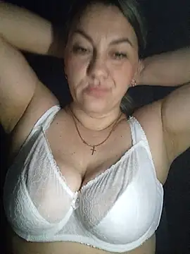 Ant0nina online show from December 17, 2025, 10:27 pm