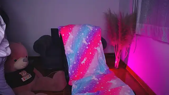 Alin Aly online show from November 4, 2025, 11:15 pm