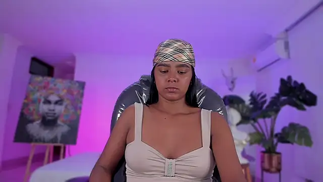 Snapshot of JANYLOVE__ chatting on February 20, 2025, 11:09 am JANYLOVE online show from February 20, 2025, 11:09 am