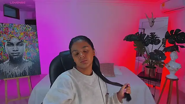 Snapshot of JANYLOVE__ chatting on February 21, 2026, 10:49 am JANYLOVE online show from February 21, 2026, 10:49 am