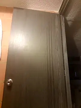 Snapshot of kitty_84 chatting on February 13, 2026, 10:00 am kitty 84 online show from February 13, 2026, 10:00 am