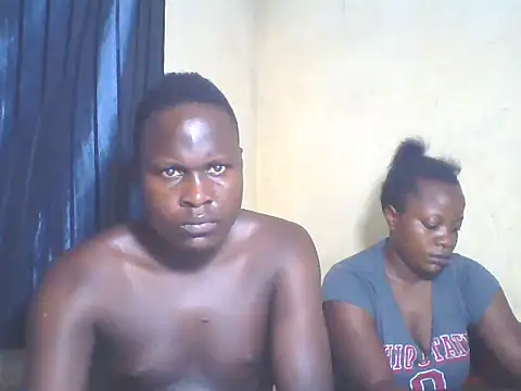 Dark Queenchocolate online show from November 18, 2025, 1:11 am