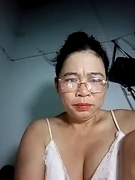 Snapshot of Sexy-asslove90 chatting on September 30, 2025, 8:36 pm Sexy-asslove90 online show from September 30, 2025, 8:36 pm