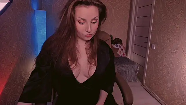 Eesmaaarrr online show from September 15, 2025, 11:16 pm