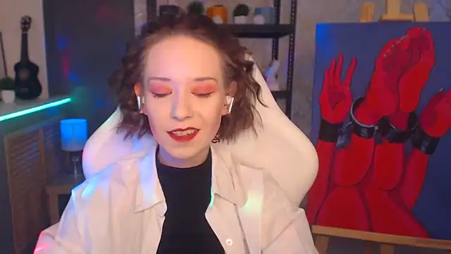 FascinatingEyess online show from February 25, 2025, 6:36 am