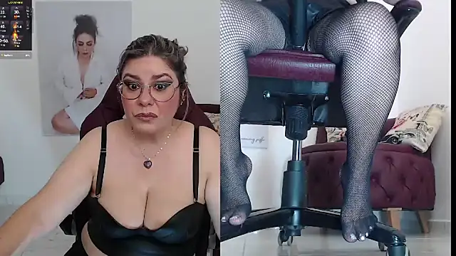 Snapshot of zehra_sanem chatting on September 12, 2025, 10:43 pm zehra sanem online show from September 12, 2025, 10:43 pm