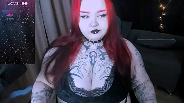 Snapshot of Gotic_Pie chatting on October 12, 2025, 3:11 pm Gotic Pie online show from October 12, 2025, 3:11 pm