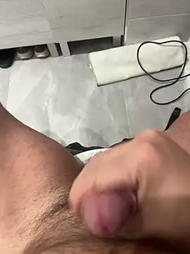 -Manu-85 online show from November 25, 2025, 8:20 pm