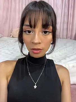 Soy Ania Sweet online show from May 6, 2026, 3:02 am