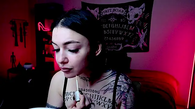 Magic Allie online show from April 2, 2026, 8:17 pm