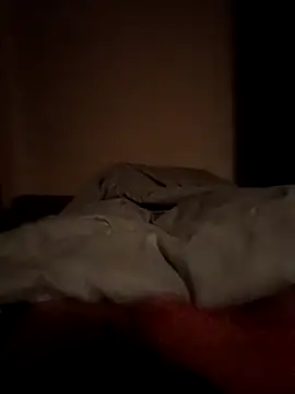 miillooo online show from April 3, 2026, 11:14 pm