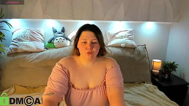 Ruth Oliver online show from April 6, 2026, 1:03 am