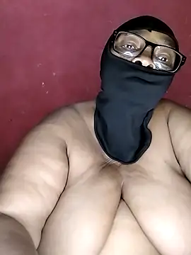 Snapshot of naughtygrannyXXX chatting on December 21, 2024, 10:51 pm naughtygrannyXXX online show from December 21, 2024, 10:51 pm