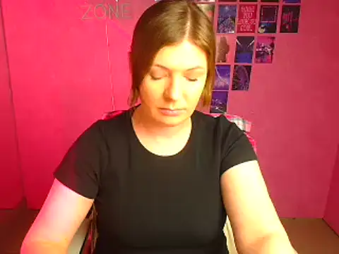 Lissmilf online show from April 6, 2026, 11:44 am