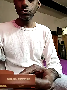 Snapshot of KeptupInosine chatting on February 19, 2026, 1:29 pm KeptupInosine online show from February 19, 2026, 1:29 pm