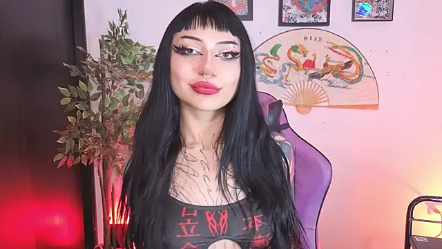 Snapshot of catipetite chatting on May 23, 2026, 11:25 am catipetite online show from May 23, 2026, 11:25 am