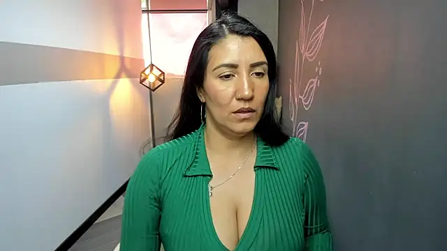 GiaFox  online show from February 26, 2025, 3:30 pm