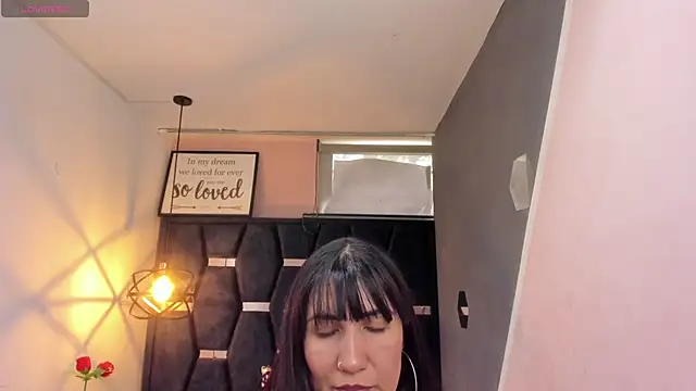 GiaFox  online show from September 8, 2025, 7:24 pm