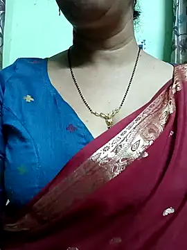 Snapshot of Rosy-B chatting on December 16, 2024, 12:59 am Rosy-B online show from December 16, 2024, 12:59 am