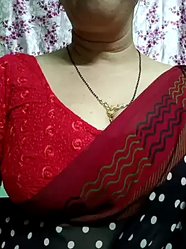 Snapshot of Rosy-B chatting on January 9, 2025, 5:54 pm Rosy-B online show from January 9, 2025, 5:54 pm