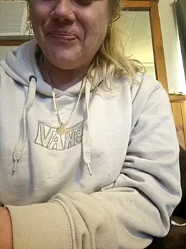 Off the Lesh online show from September 18, 2025, 9:39 pm