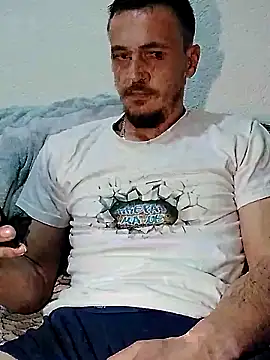 mayk18cm online show from March 3, 2026, 7:53 pm