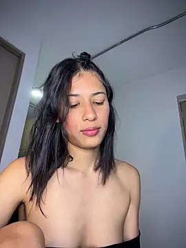 Valentinabaker online show from June 26, 2026, 11:09 pm