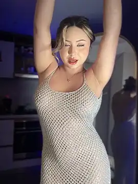 Snapshot of SaraFerreira chatting on October 30, 2025, 2:35 am SaraFerreira online show from October 30, 2025, 2:35 am