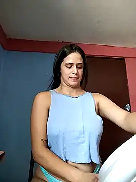 Snapshot of Catalinacandela chatting on March 6, 2025, 7:43 pm Catalinacandela online show from March 6, 2025, 7:43 pm