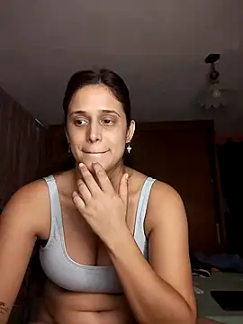 Snapshot of Catalinacandela chatting on March 21, 2025, 9:56 pm Catalinacandela online show from March 21, 2025, 9:56 pm