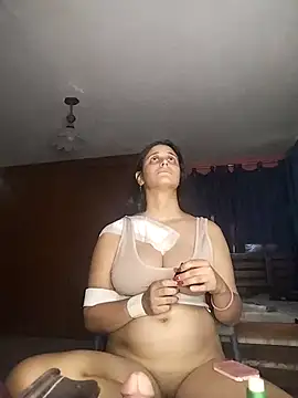 Snapshot of Catalinacandela chatting on February 28, 2026, 8:21 pm Catalinacandela online show from February 28, 2026, 8:21 pm