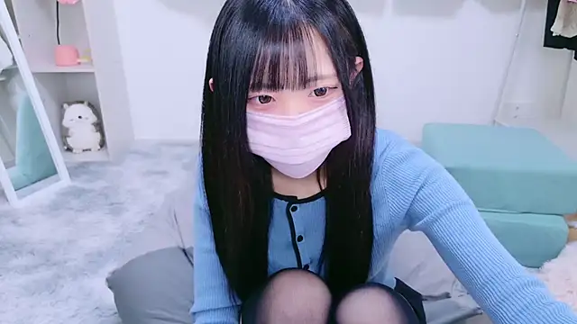 Suzu ch xx online show from December 4, 2024, 2:26 pm