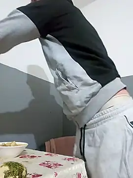 Snapshot of Aian09 chatting on January 30, 2025, 9:36 pm Aian09 online show from January 30, 2025, 9:36 pm