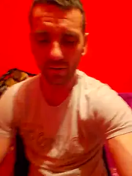 Snapshot of Aian09 chatting on February 6, 2025, 10:21 pm Aian09 online show from February 6, 2025, 10:21 pm