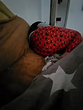 Snapshot of Aian09 chatting on September 28, 2025, 7:58 am Aian09 online show from September 28, 2025, 7:58 am