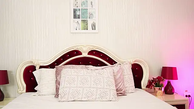 StacyLight online show from May 11, 2026, 11:24 pm