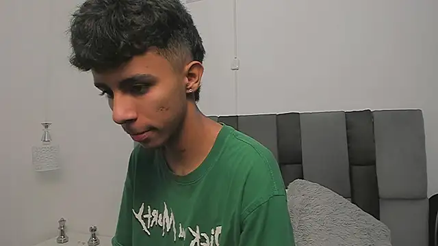 dikey 62 online show from February 26, 2025, 8:22 pm