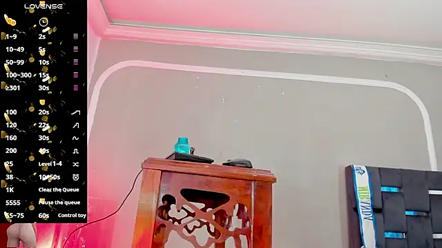 Jimena Grey online show from April 10, 2026, 6:40 am