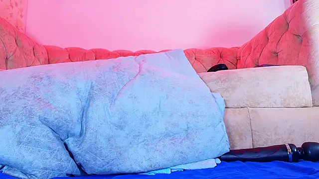 ann berlin online show from September 26, 2025, 3:10 am