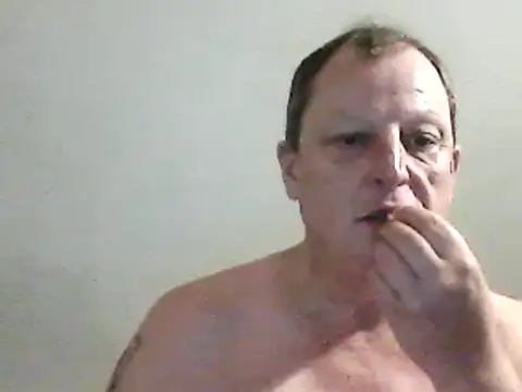 Snapshot of chubbybear2cum chatting on December 4, 2024, 11:02 pm chubbybear2cum online show from December 4, 2024, 11:02 pm