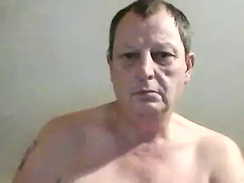 Snapshot of chubbybear2cum chatting on December 11, 2024, 1:58 am chubbybear2cum online show from December 11, 2024, 1:58 am