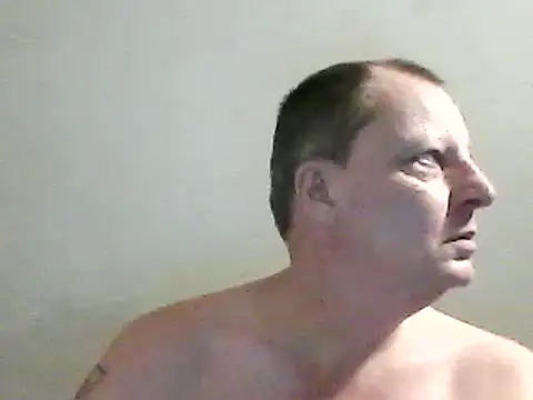 Snapshot of chubbybear2cum chatting on December 29, 2024, 12:20 am chubbybear2cum online show from December 29, 2024, 12:20 am