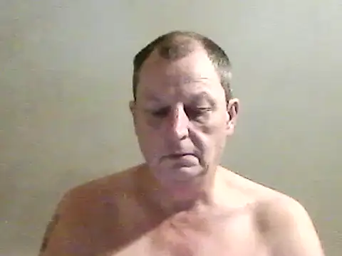 Snapshot of chubbybear2cum chatting on January 9, 2025, 1:50 am chubbybear2cum online show from January 9, 2025, 1:50 am