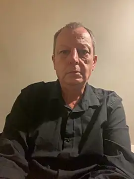 Snapshot of chubbybear2cum chatting on September 22, 2025, 2:02 am chubbybear2cum online show from September 22, 2025, 2:02 am