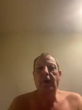 Snapshot of chubbybear2cum chatting on October 8, 2025, 2:42 am chubbybear2cum online show from October 8, 2025, 2:42 am