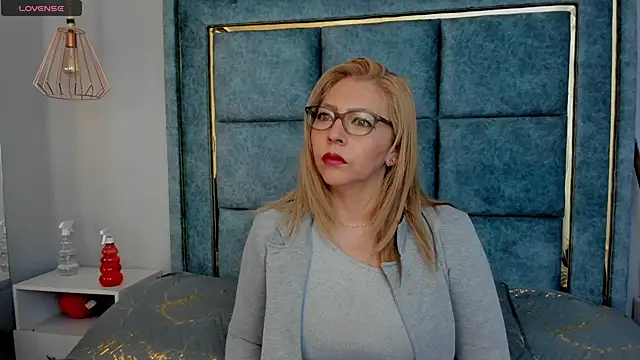 Snapshot of _Addic_ chatting on March 7, 2025, 12:34 pm Addic online show from March 7, 2025, 12:34 pm