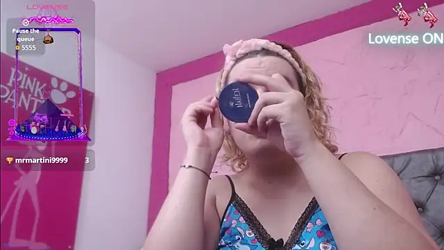 Pearl Michelts online show from October 10, 2025, 4:06 pm