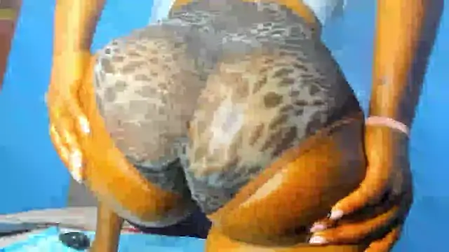 Snapshot of Natasha_Spencer chatting on September 16, 2025, 9:21 am Natasha Spencer online show from September 16, 2025, 9:21 am