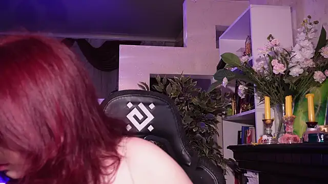 Chriss Fox online show from November 12, 2025, 3:45 pm