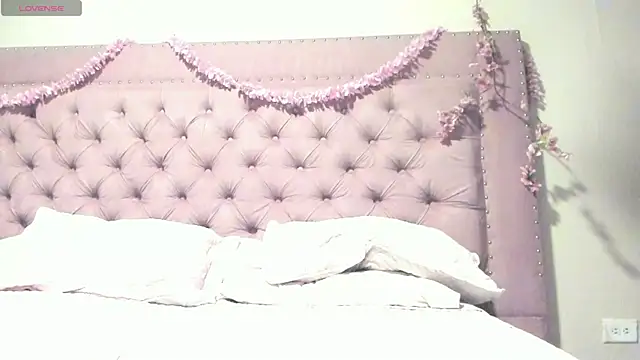 mitsu ky online show from March 5, 2025, 4:34 am